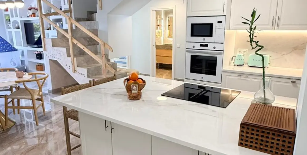 Долгосрочная аренда двухуровневого пентхауса в Estepona 10