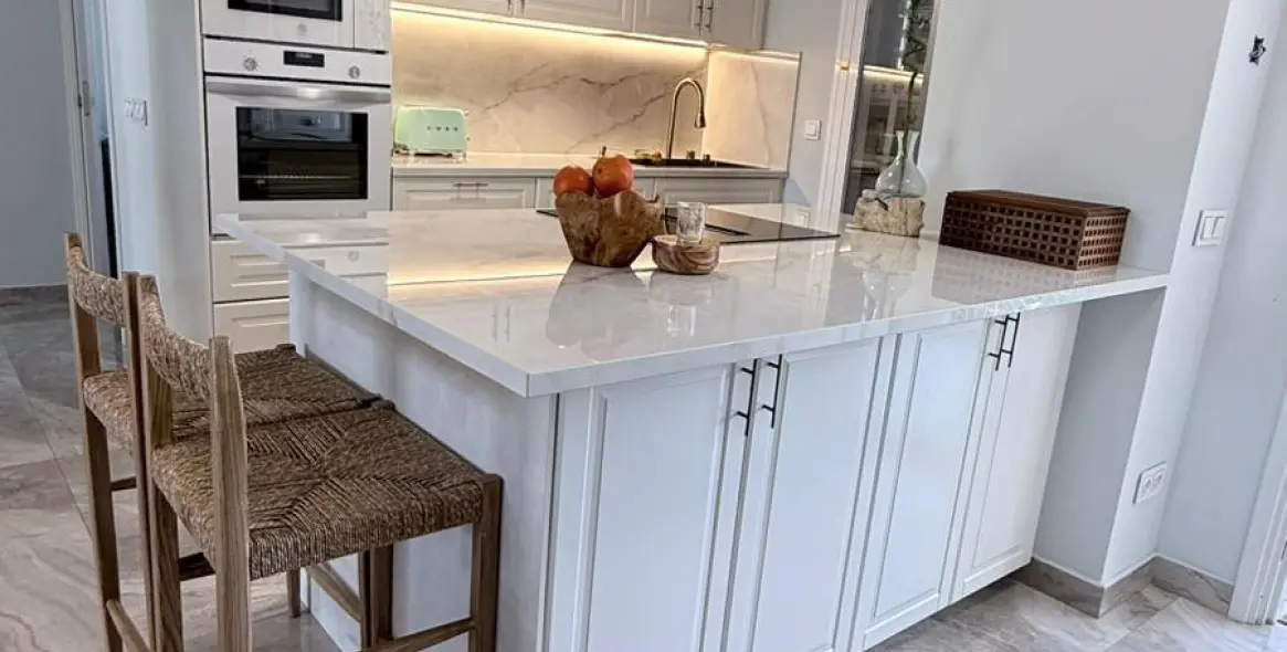 Long-term rent of penthouse duplex in Estepona 12