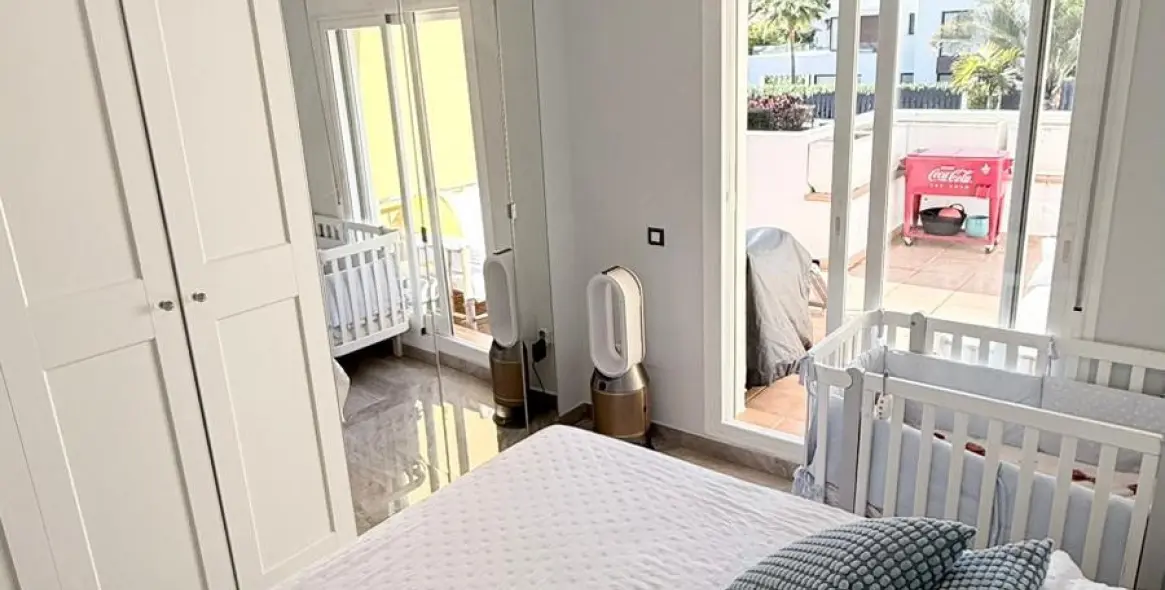 Long-term rent of penthouse duplex in Estepona 14