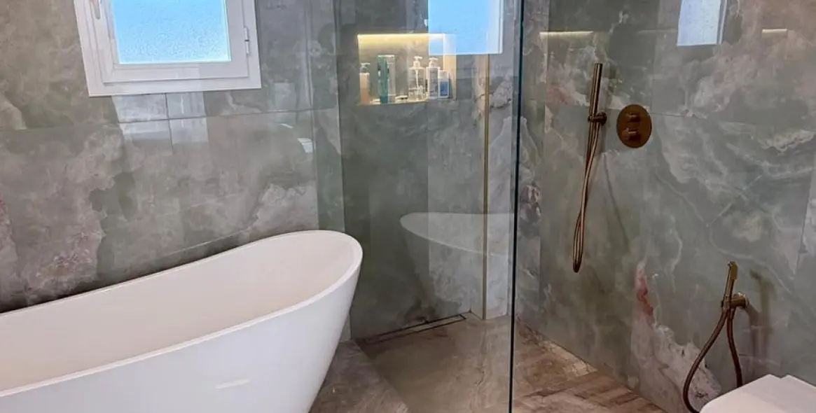 Long-term rent of penthouse duplex in Estepona 22