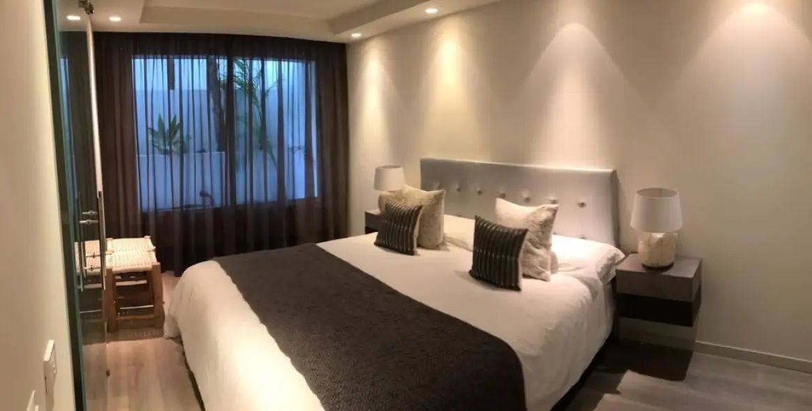 Long-term rent of detached villa in The Golden Mile 11