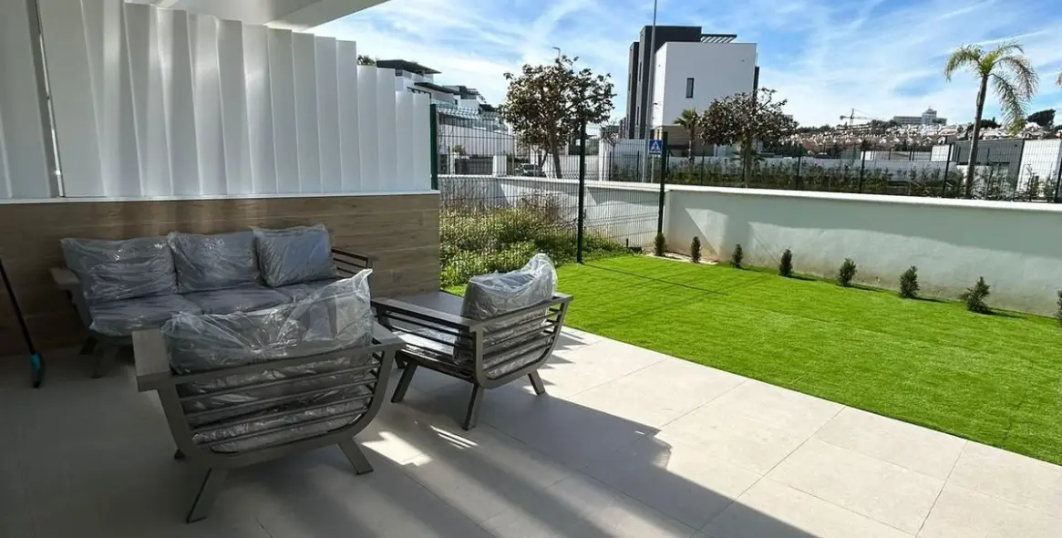 Долгосрочная аренда дома на две семьи в Estepona 8