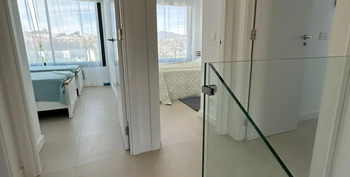 Долгосрочная аренда дома на две семьи в Estepona 15