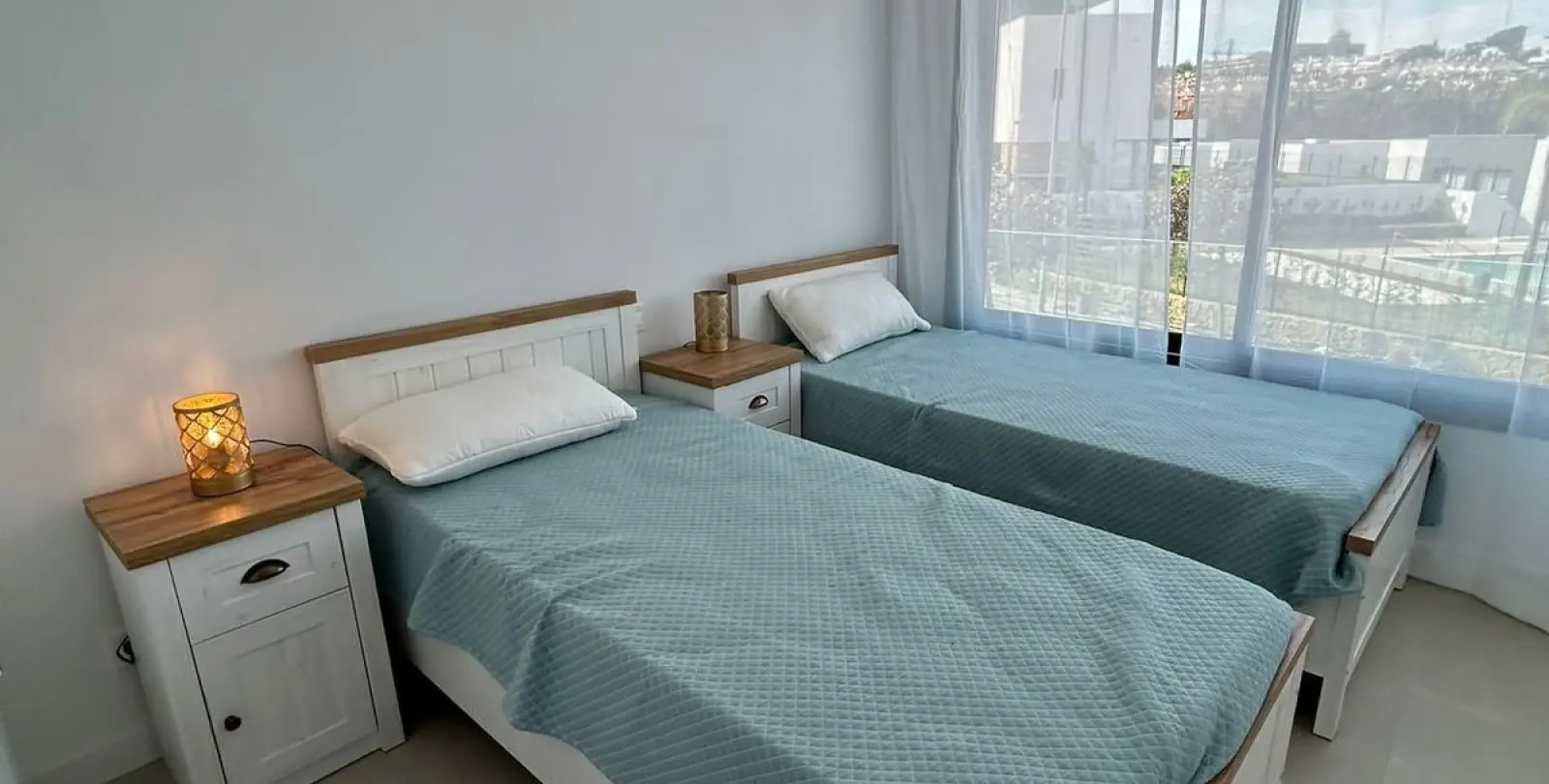 Alquiler a largo plazo de casa pareada en Estepona 27