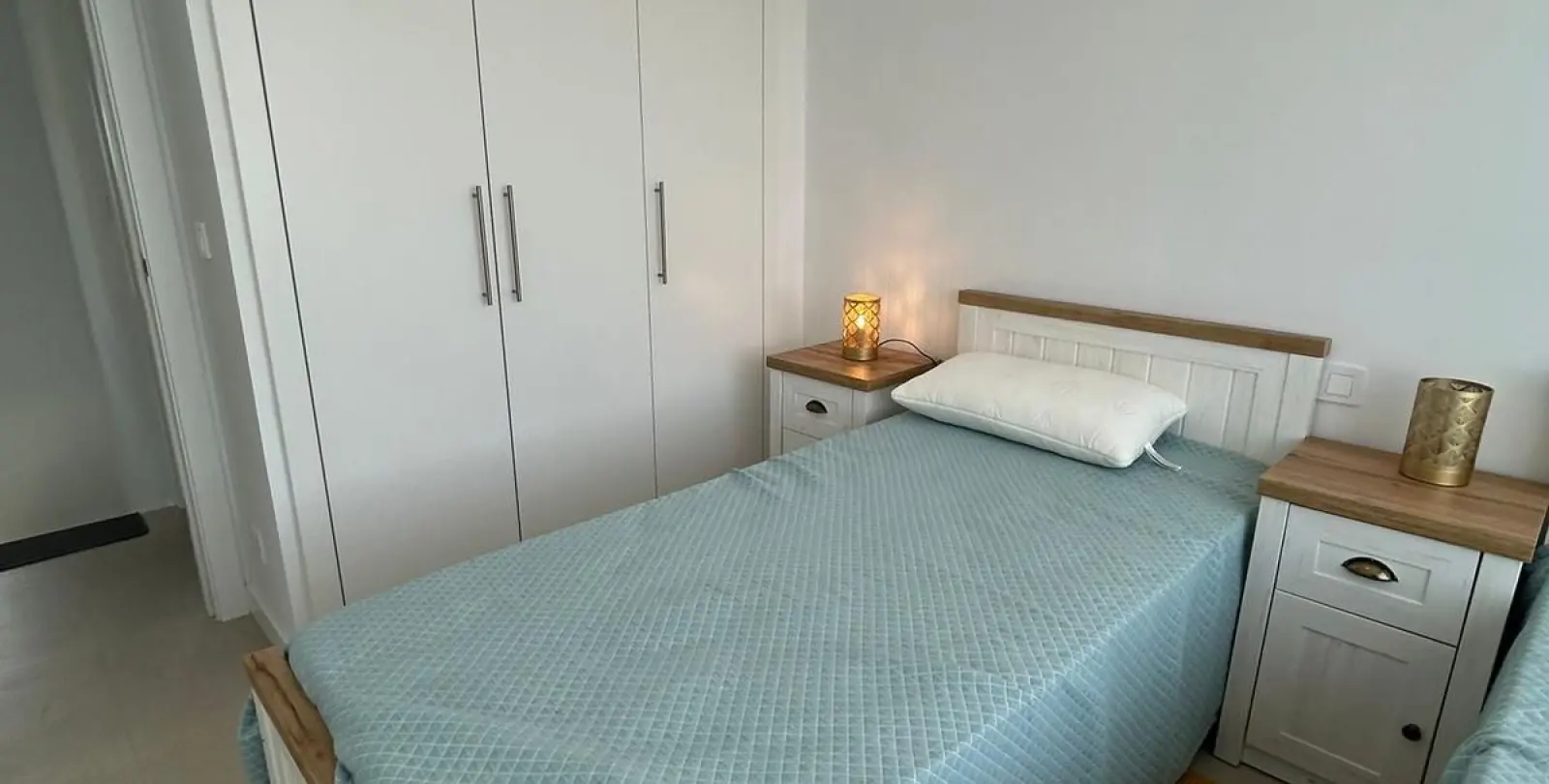 Alquiler a largo plazo de casa pareada en Estepona 28