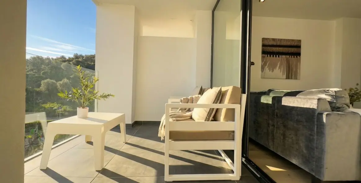 Venta de apartamento en planta media en Mijas Costa 4