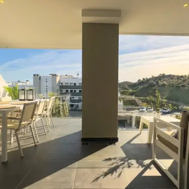 Sale of middle floor apartment in Mijas Costa