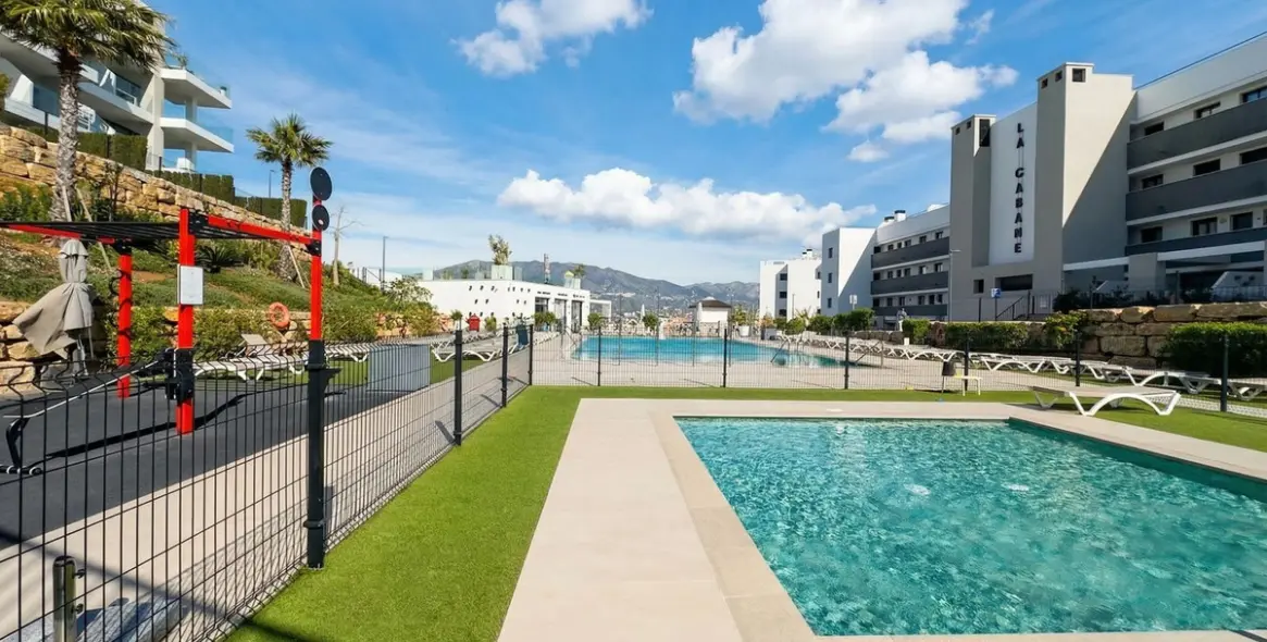 Venta de apartamento en planta media en Mijas Costa 19