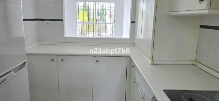 Продажа апартаментов на первом этаже в Nueva Andalucía 2