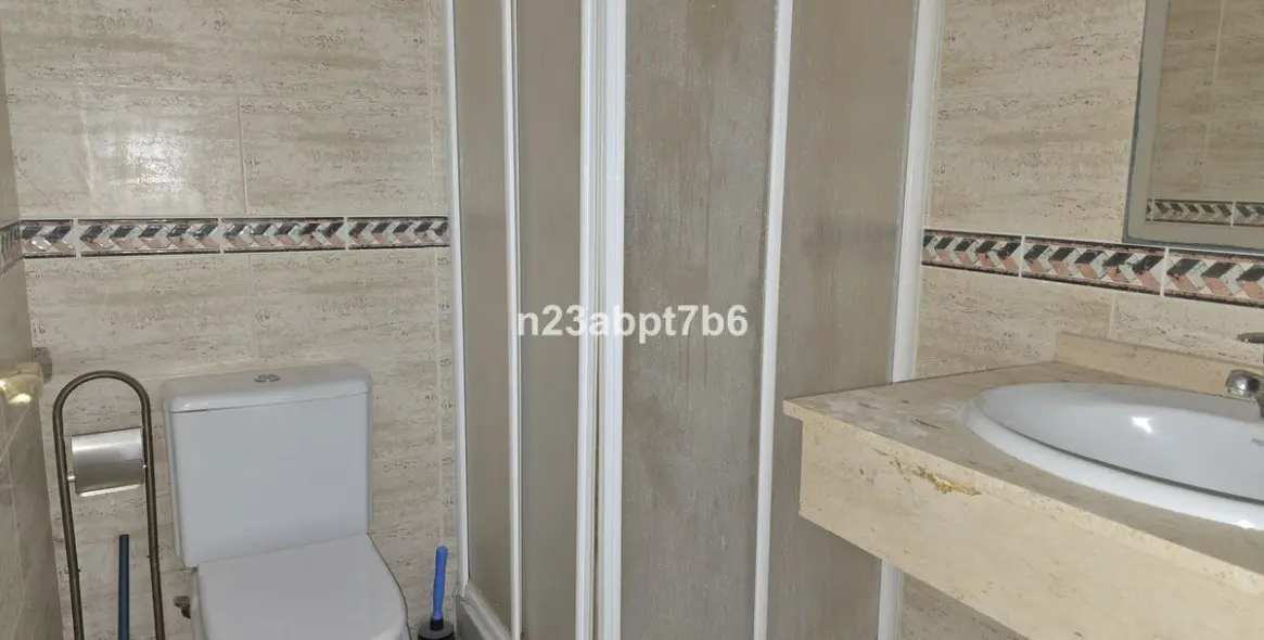 Venta de apartamento en planta baja en Nueva Andalucía 12