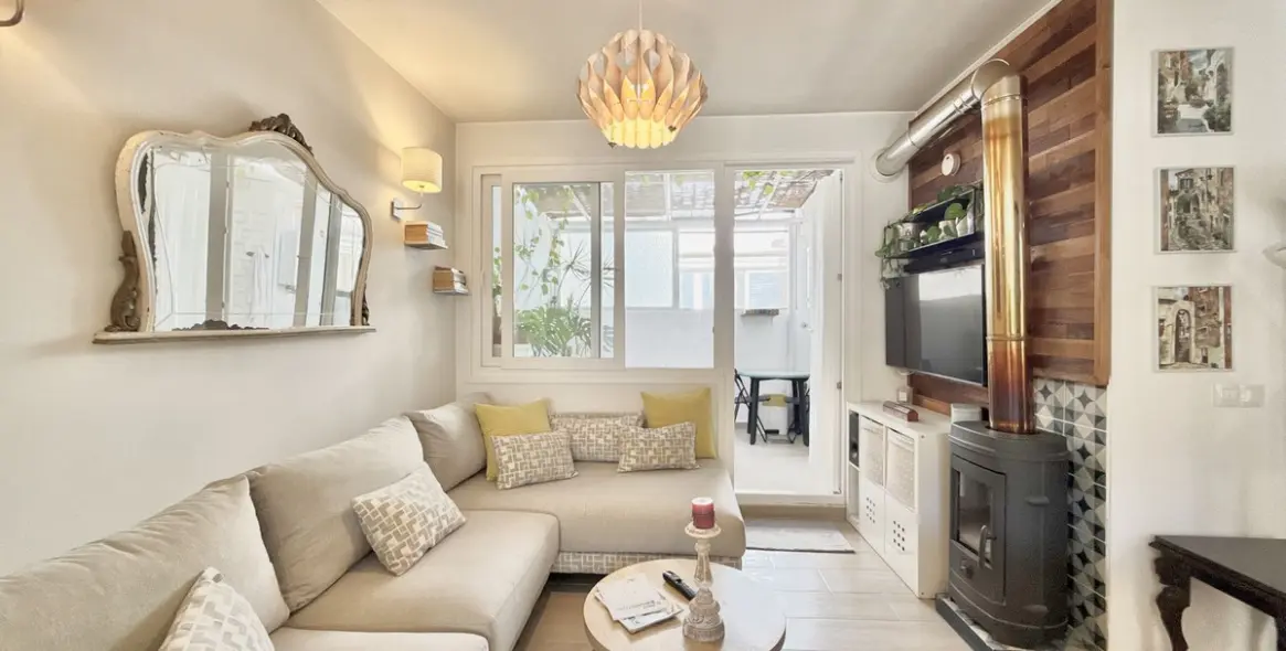 Venta de apartamento en planta media en Fuengirola 2