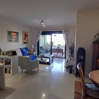 Sale of middle floor apartment in Guadalmina Alta