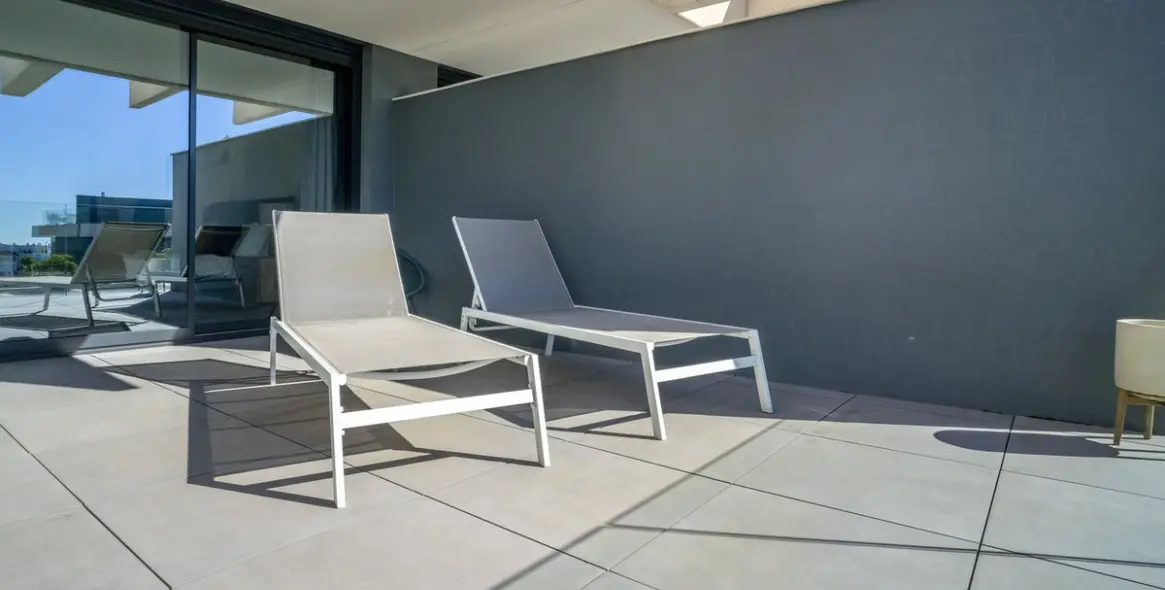 Sale of middle floor apartment in Estepona 8