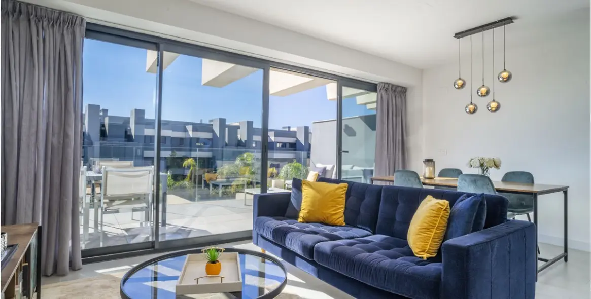 Sale of middle floor apartment in Estepona 14