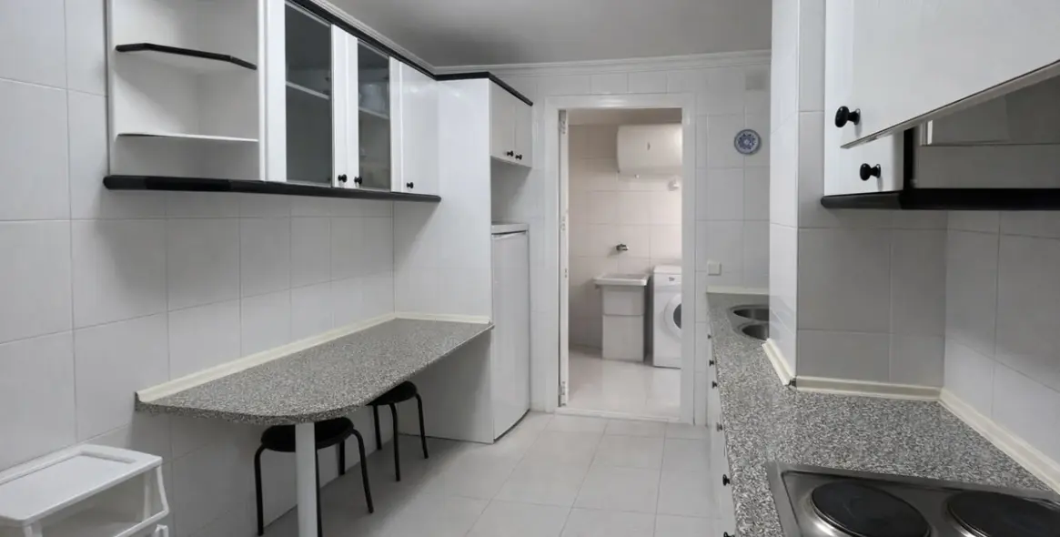 Venta de apartamento en planta media en Fuengirola 9