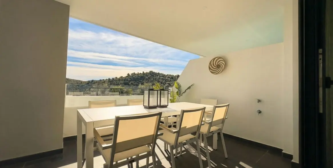 Sale of ground floor apartment in Mijas Costa 6