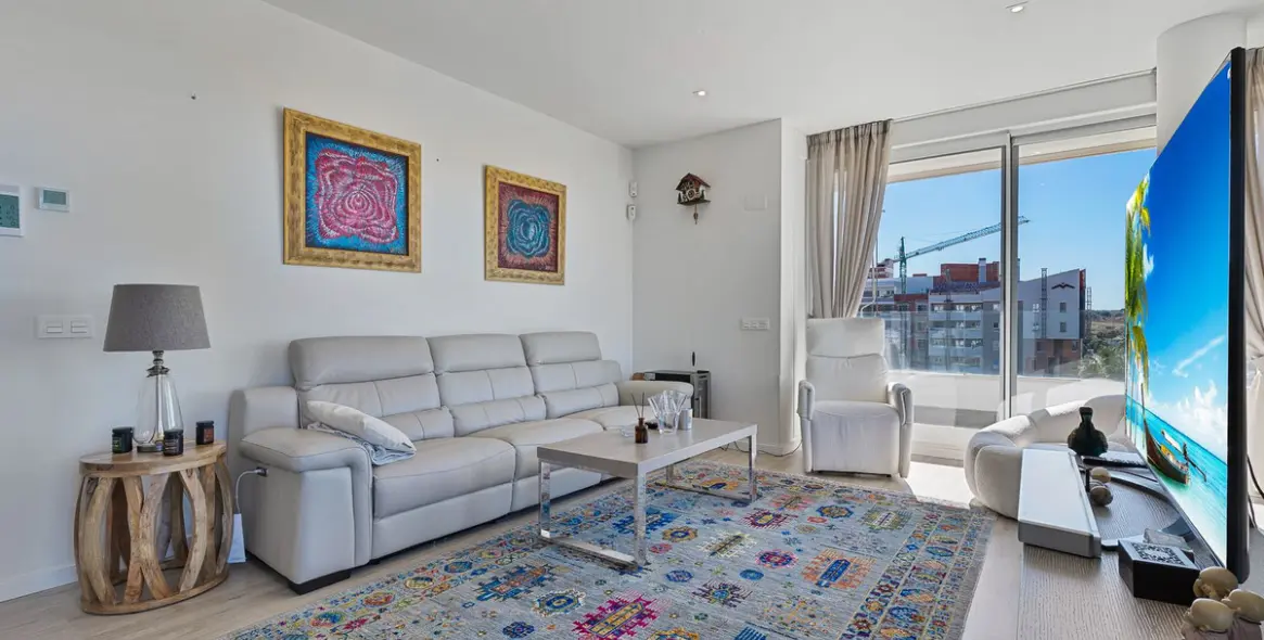 Sale of middle floor apartment in Nueva Andalucía 4