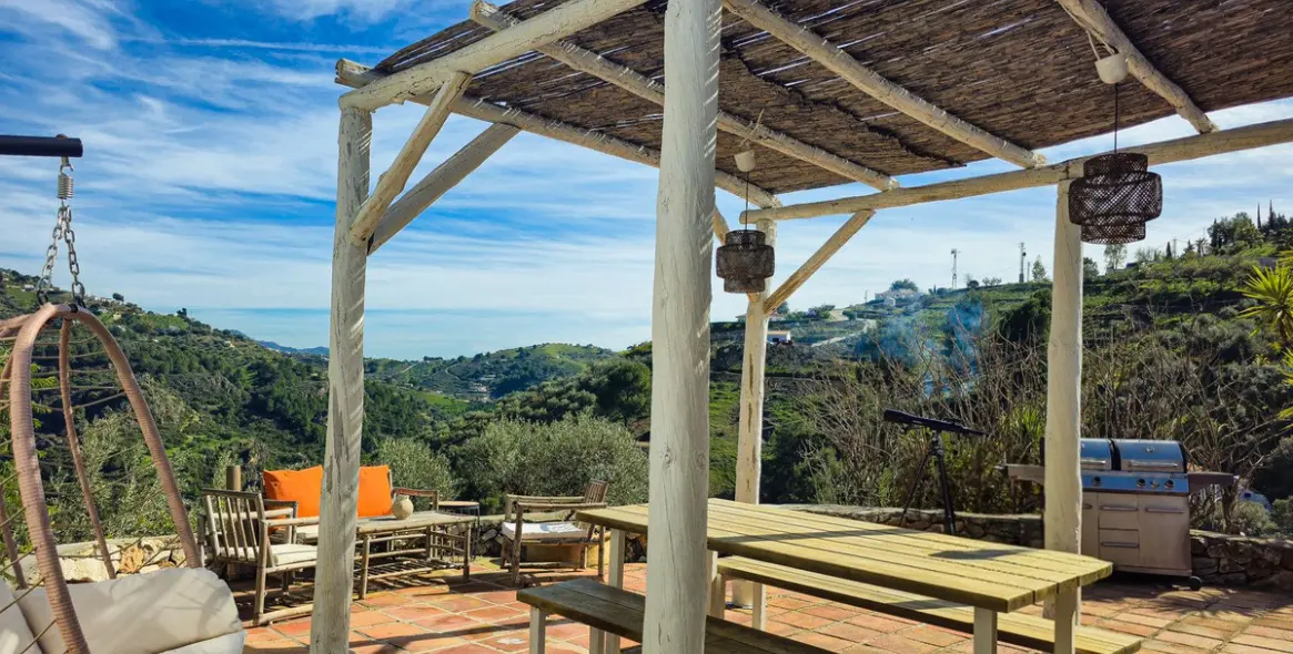 Продажа  отдельно стоящей виллы в Cómpeta 7