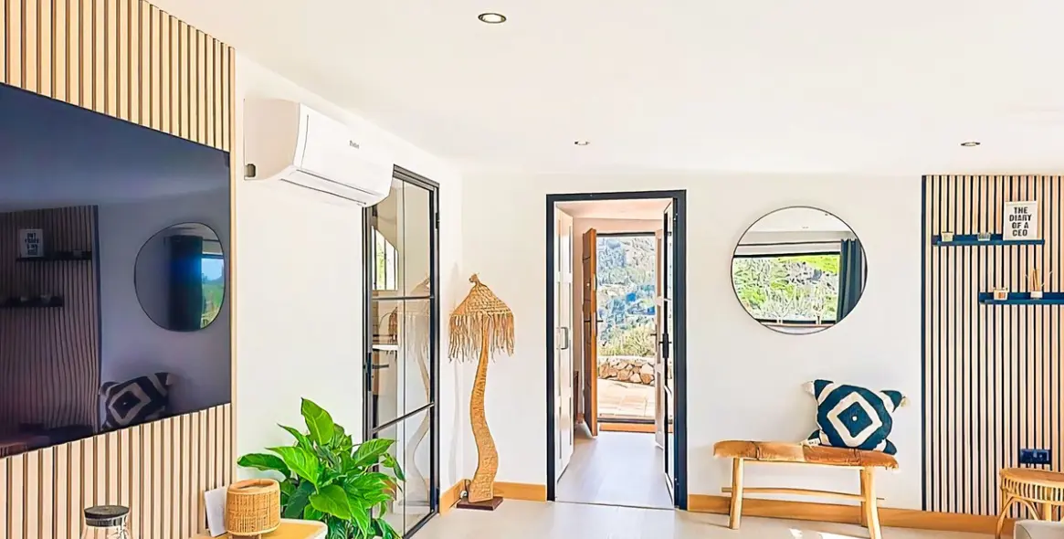 Продажа  отдельно стоящей виллы в Cómpeta 14