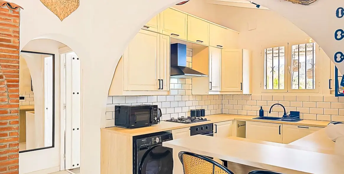 Продажа  отдельно стоящей виллы в Cómpeta 15