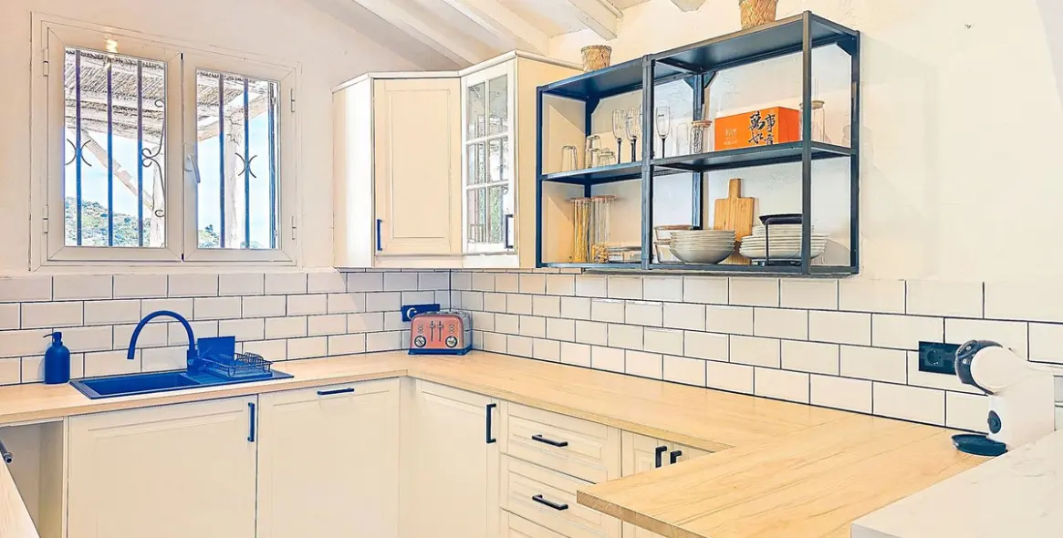 Продажа  отдельно стоящей виллы в Cómpeta 18