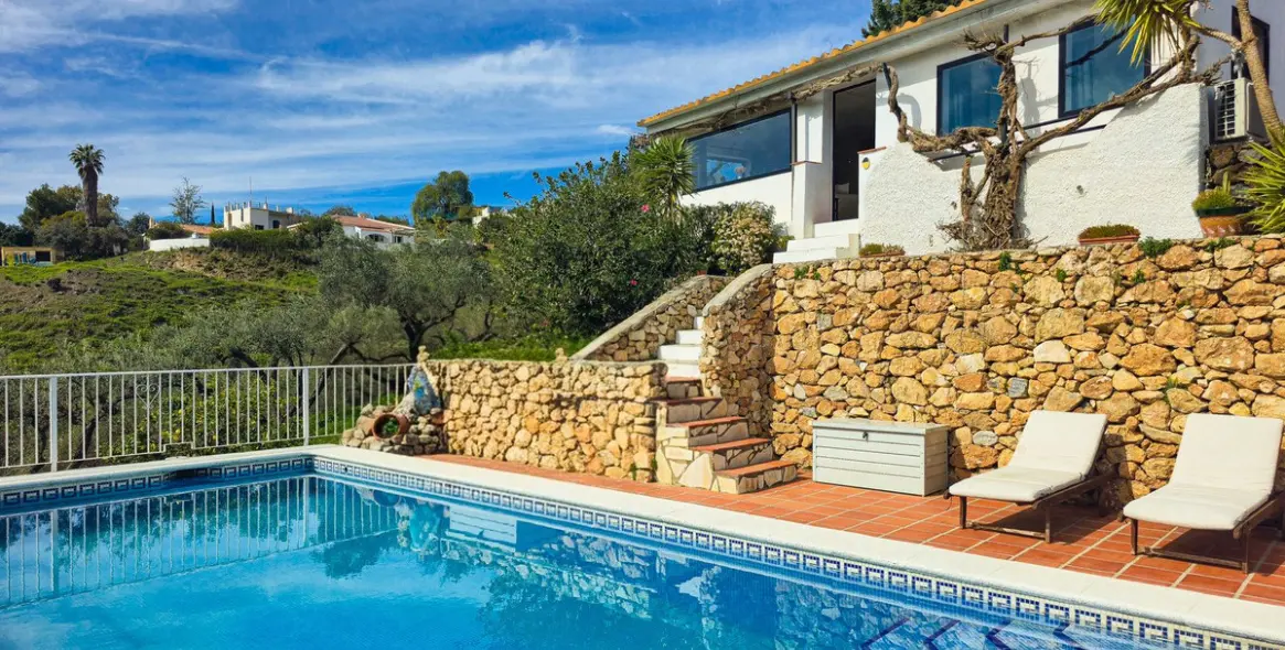 Sale of detached villa in Cómpeta 35