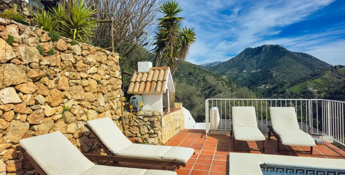 Sale of detached villa in Cómpeta 36