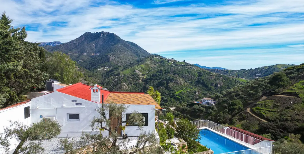 Sale of detached villa in Cómpeta 54