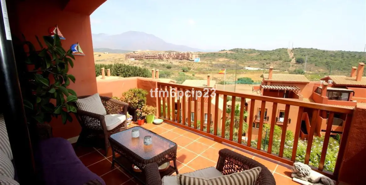 Продажа двухуровневого пентхауса в Estepona 10