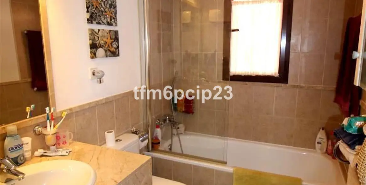 Продажа двухуровневого пентхауса в Estepona 21