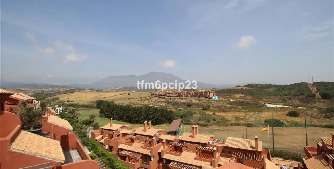 Продажа двухуровневого пентхауса в Estepona 25