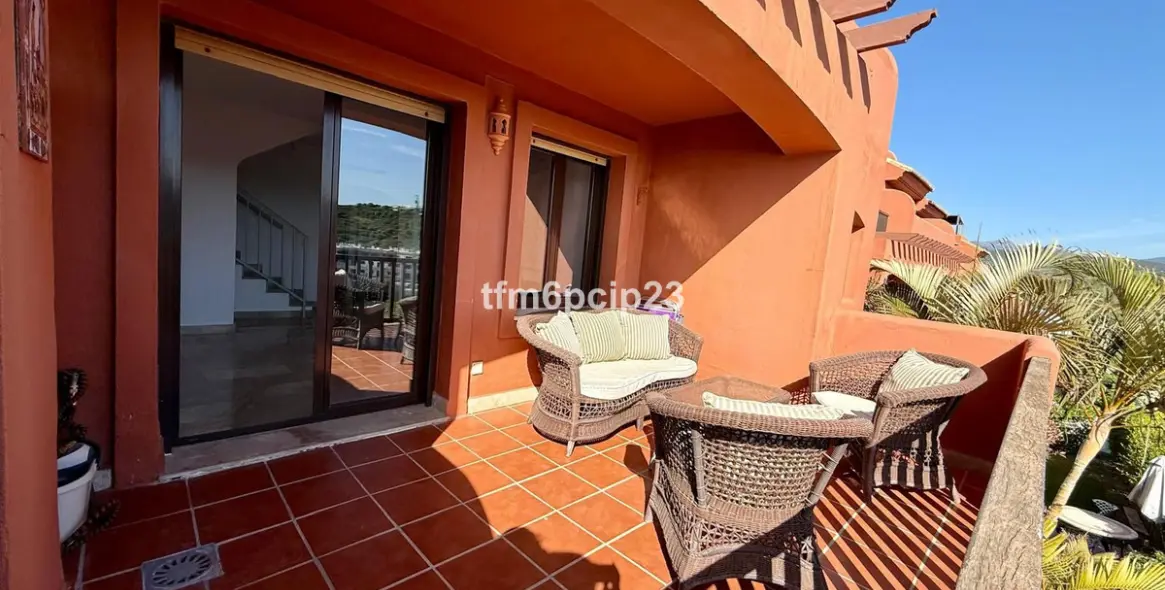 Venta de ático dúplex en Estepona 43