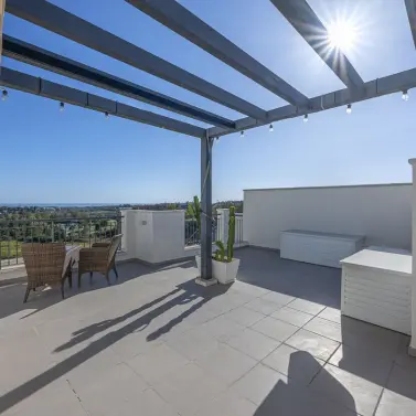 Sale of penthouse duplex in Benahavís