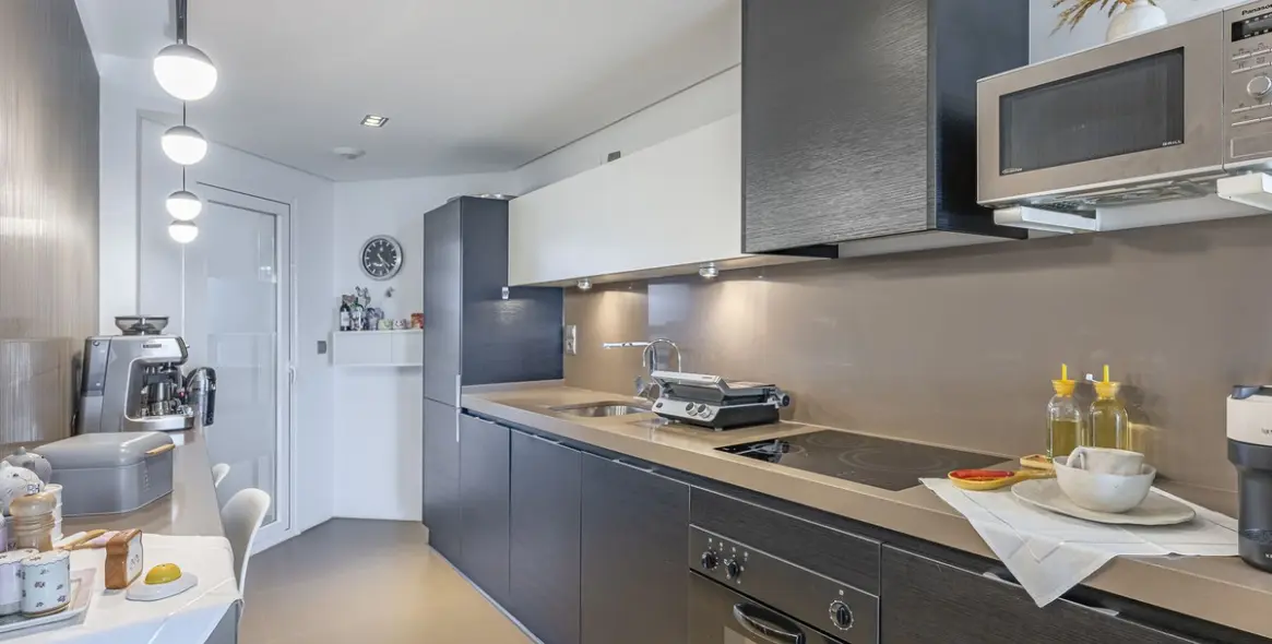 Продажа двухуровневого пентхауса в Benahavís 17