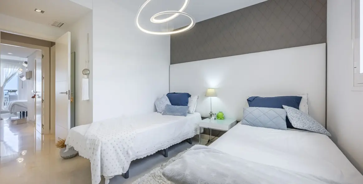 Sale of penthouse duplex in Benahavís 21