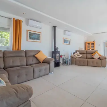 Продажа  отдельно стоящей виллы в Vélez-Málaga