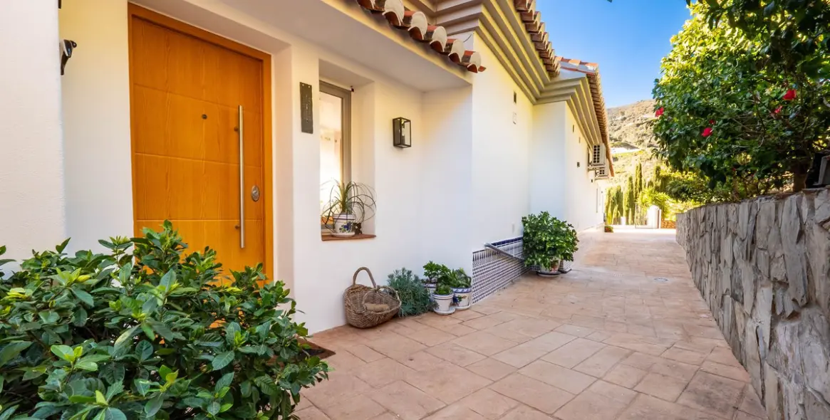 Продажа  отдельно стоящей виллы в Vélez-Málaga 6