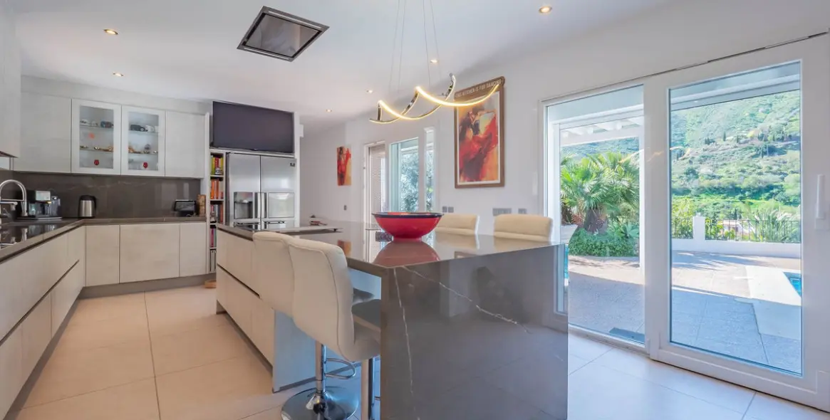 Sale of detached villa in Vélez-Málaga 21