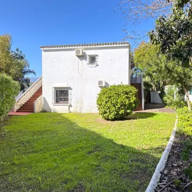 Venta de villa independiente en El Rosario