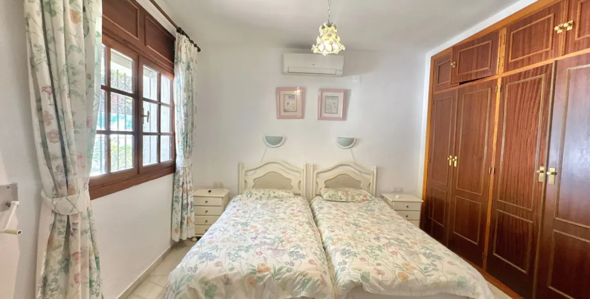 Venta de villa independiente en El Rosario 10