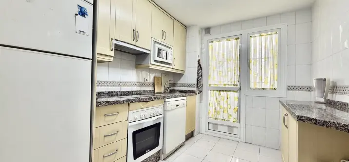 Venta de ático en The Golden Mile 3