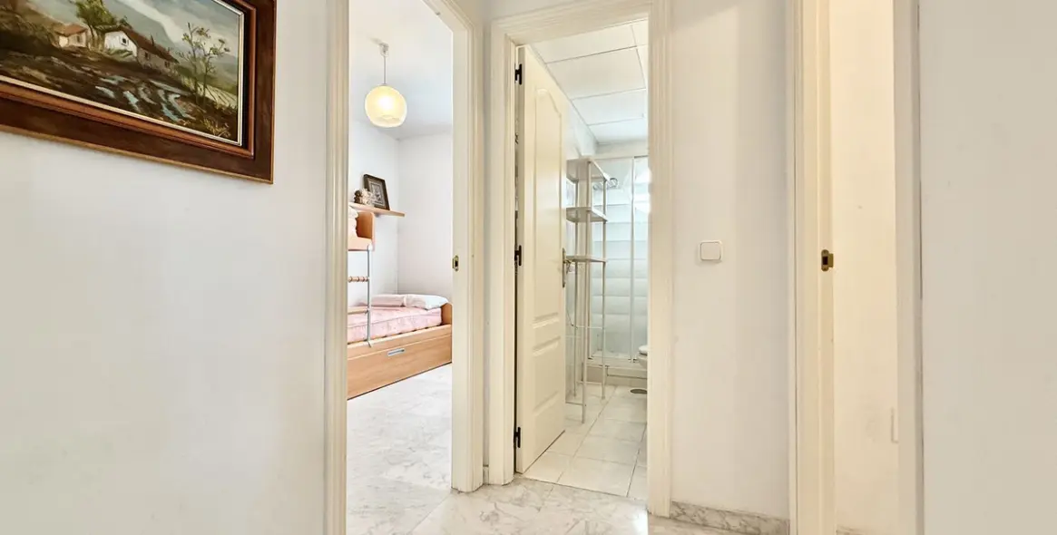 Venta de ático en The Golden Mile 17