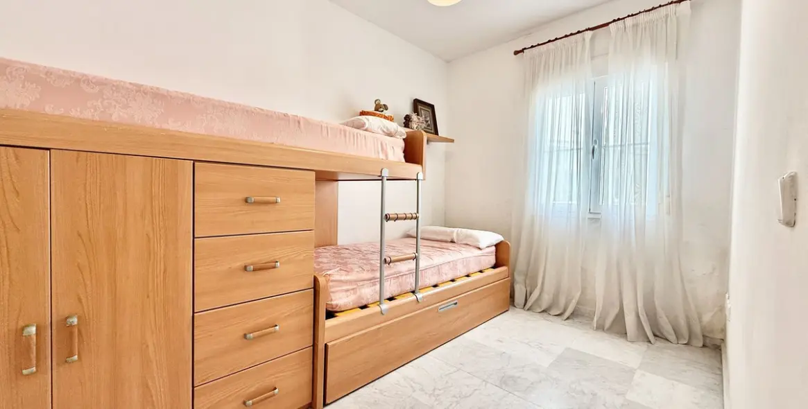 Venta de ático en The Golden Mile 18