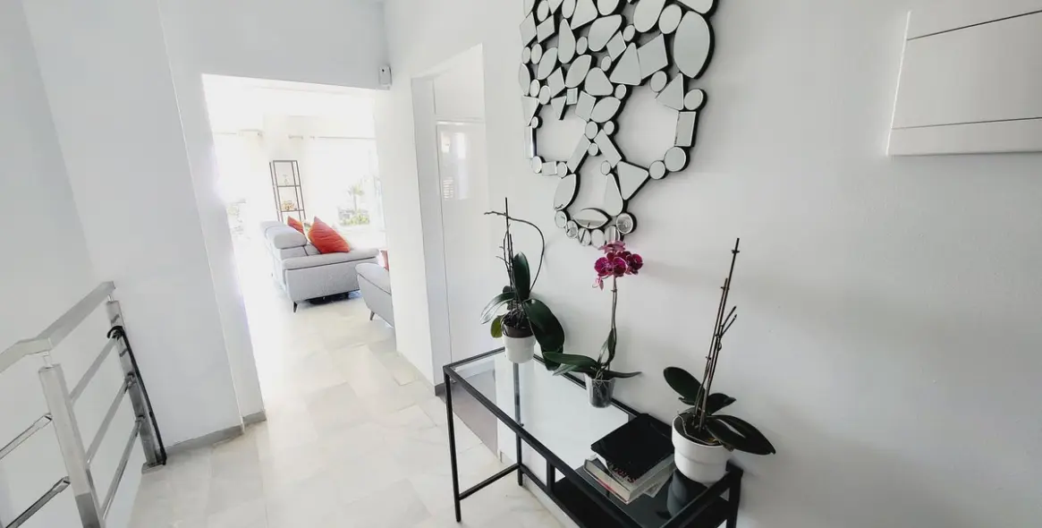 Venta de villa independiente en Riviera del Sol 8