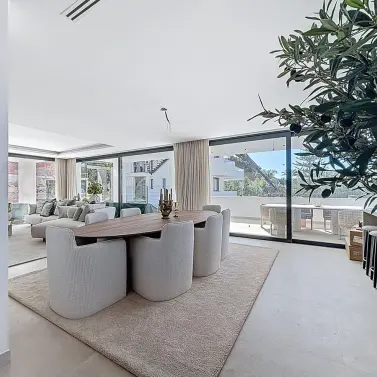 Venta de villa independiente en Nagüeles