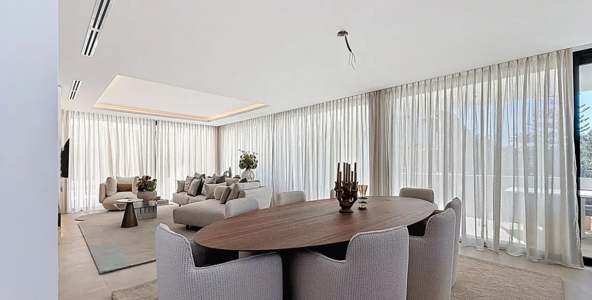 Venta de villa independiente en Nagüeles 7