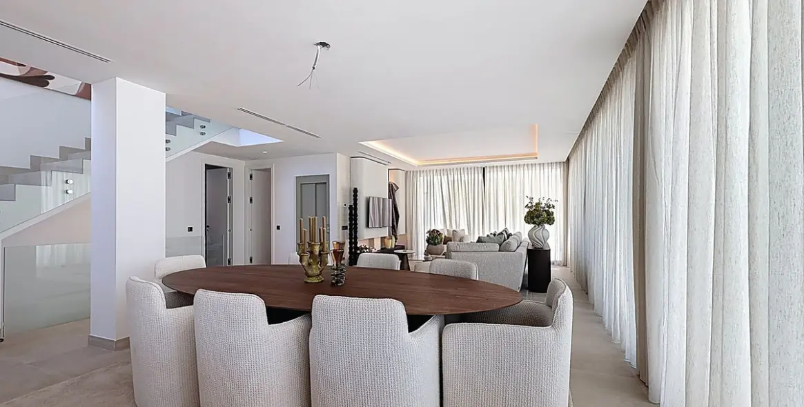 Venta de villa independiente en Nagüeles 9