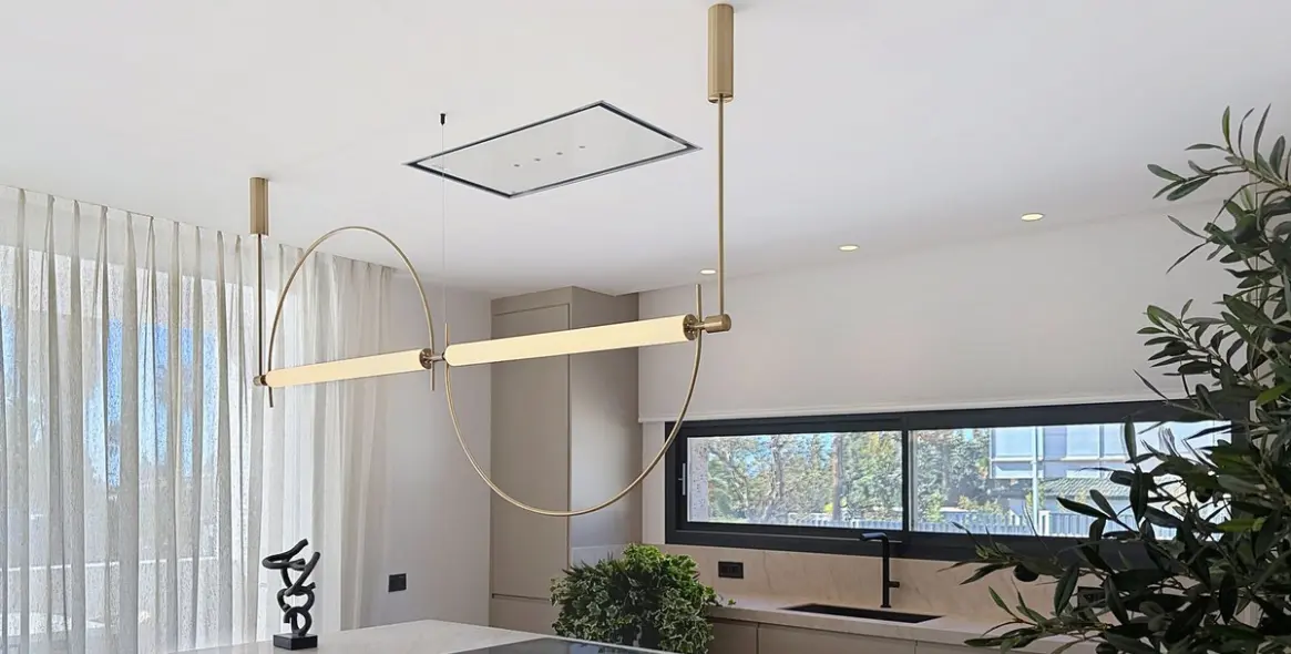 Venta de villa independiente en Nagüeles 11