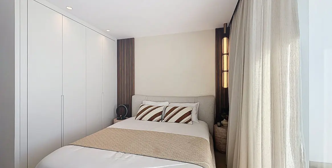 Venta de villa independiente en Nagüeles 18