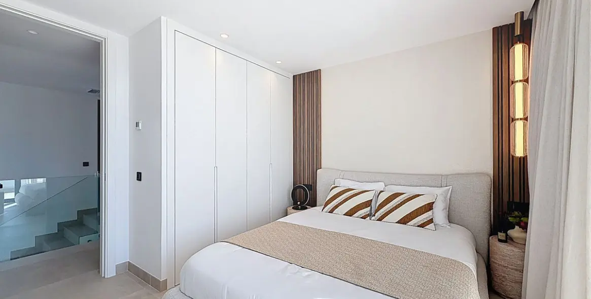 Venta de villa independiente en Nagüeles 19